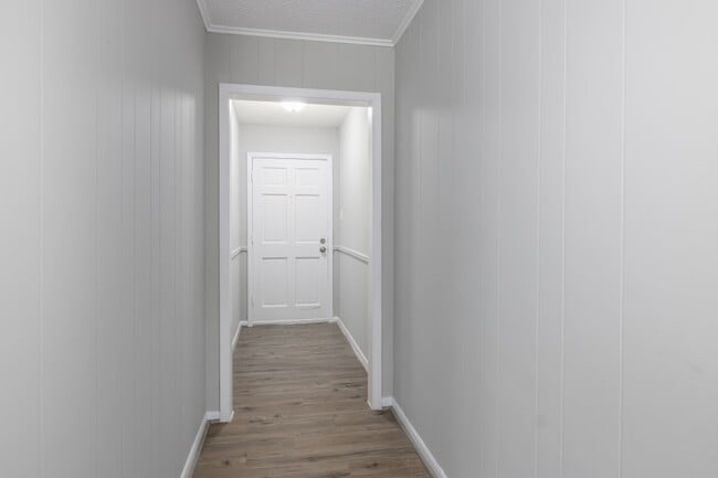 Building Photo - 92 Sparrow Way