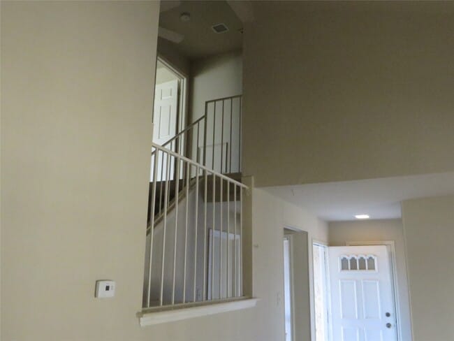 Building Photo - 4527 Terrace Manor Dr