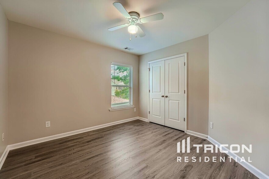 Building Photo - 209 Shaw Dr