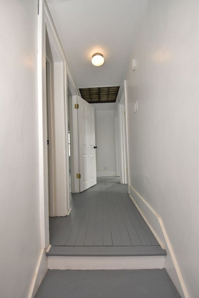 Building Photo - River Park Charming 3 bedroom Single Famil...
