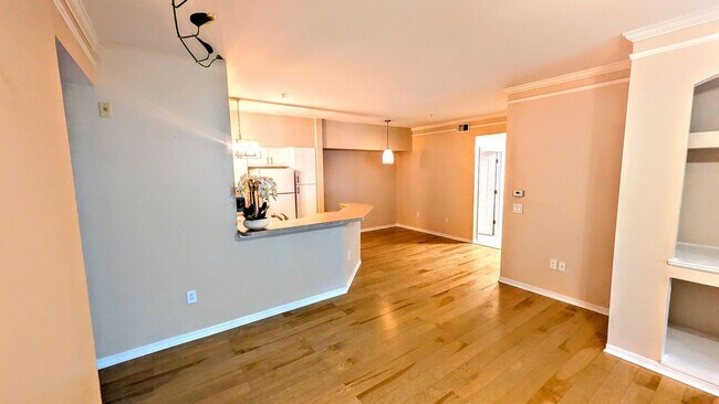Building Photo - ANNUAL UNFURNISHED GROUND FLOOR CONDO 3 BED 2 BATH