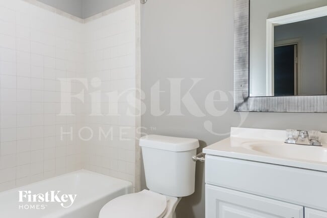 Building Photo - 14128 S Summertree Ln