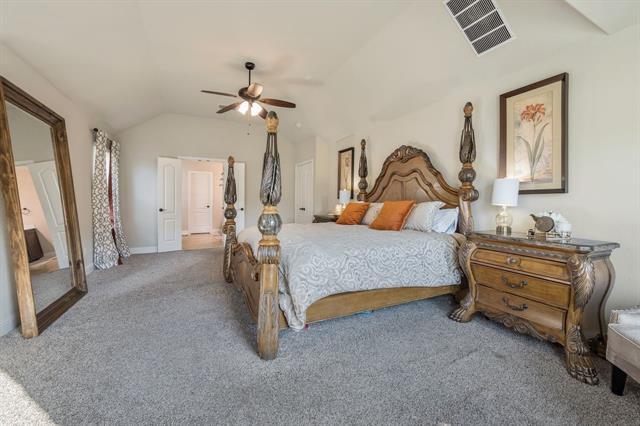 Building Photo - 335 Bluewood Dr