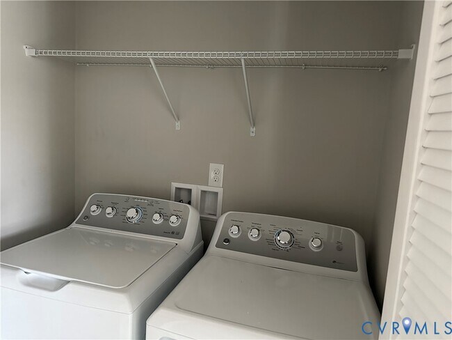 Building Photo - 14201 Martinet Xing