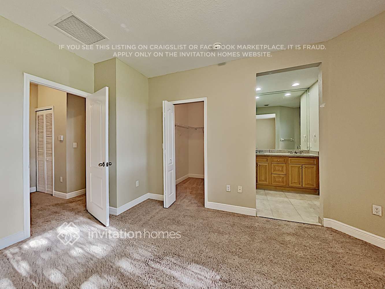 Building Photo - 3830 SW 69th Ave