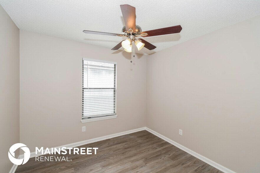 Building Photo - 5123 Somerton Ct