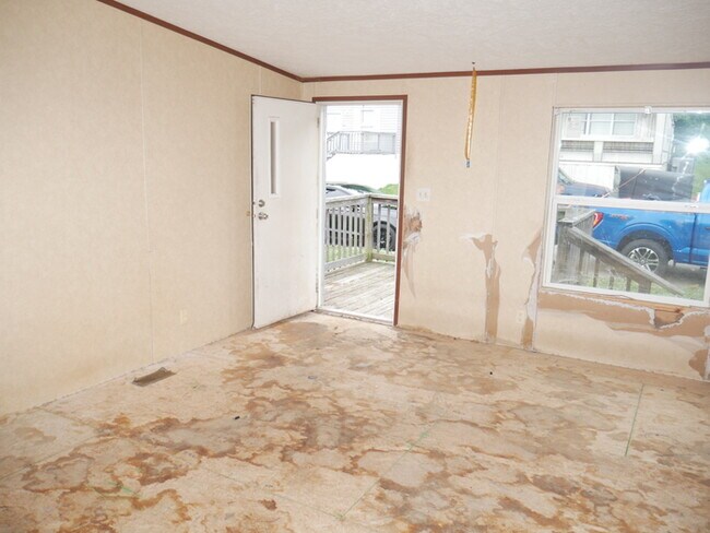 Building Photo - 315 Barricks Rd
