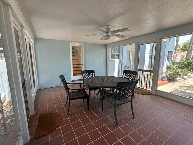 Building Photo - 1800 Pass a Grille Way
