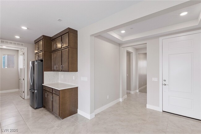 Building Photo - 52 Stone Blf Ln