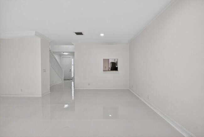 Building Photo - 16081 Poppy Seed Cir