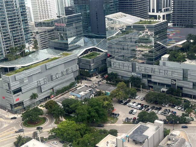 Building Photo - 92 SW 3rd St