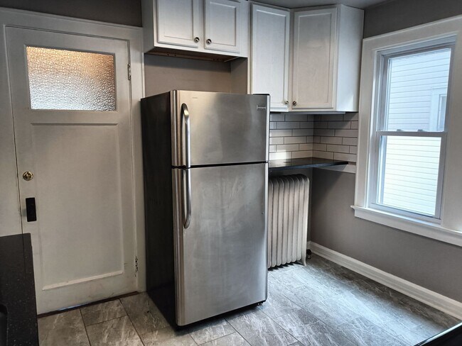 Building Photo - 2254 N 67th St