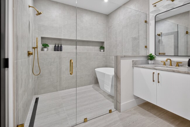 Building Photo - 1273 Danner St SE