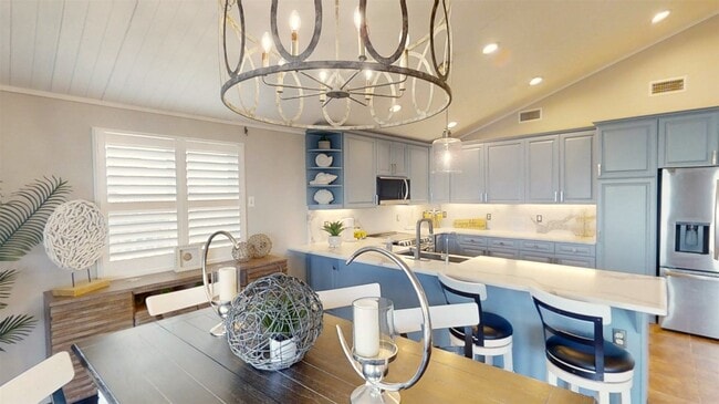 Building Photo - 13202 Gulf Beach Dr