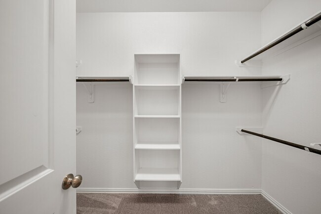 Building Photo - 1706 Country Air Ln