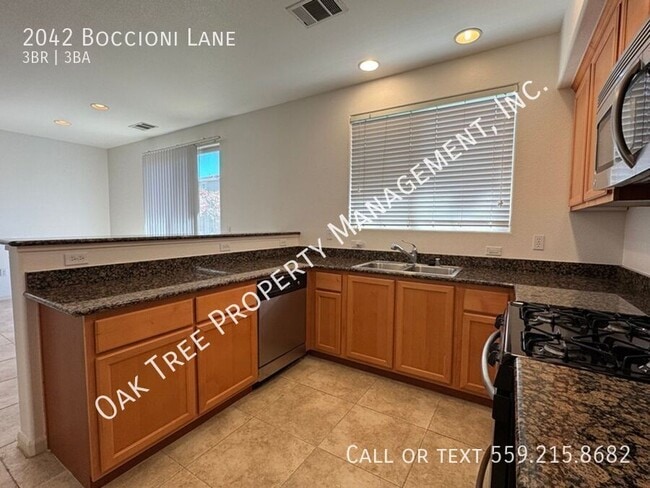 Building Photo - 2042 Boccioni Ln