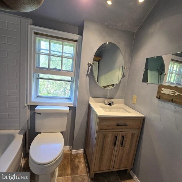 Building Photo - 21676 N Essex Dr