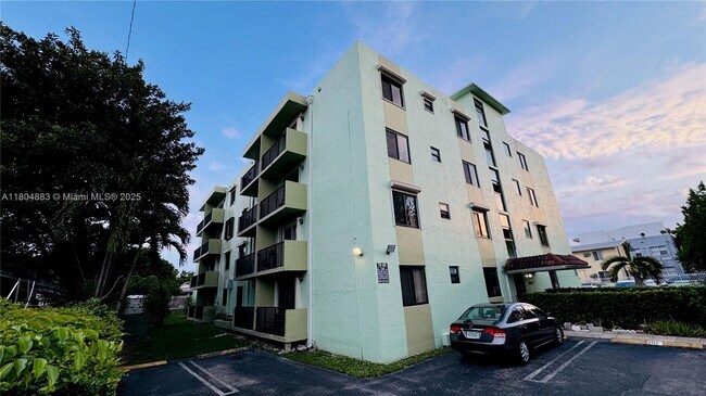 Primary Photo - 1530 SW 2nd St