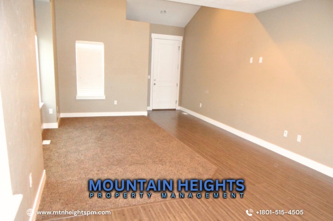 Building Photo - 954 Delorean Ln