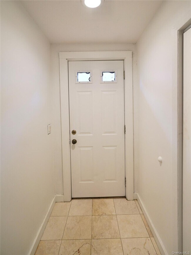 Building Photo - 2 Dunes Ln