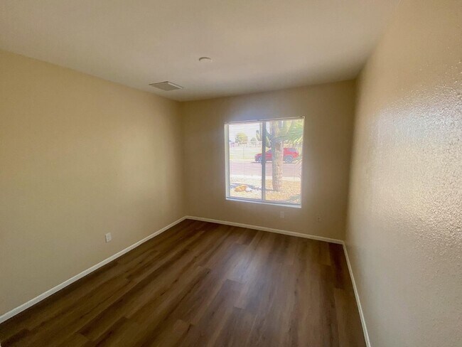 Building Photo - 3137 W Campo Bello Dr