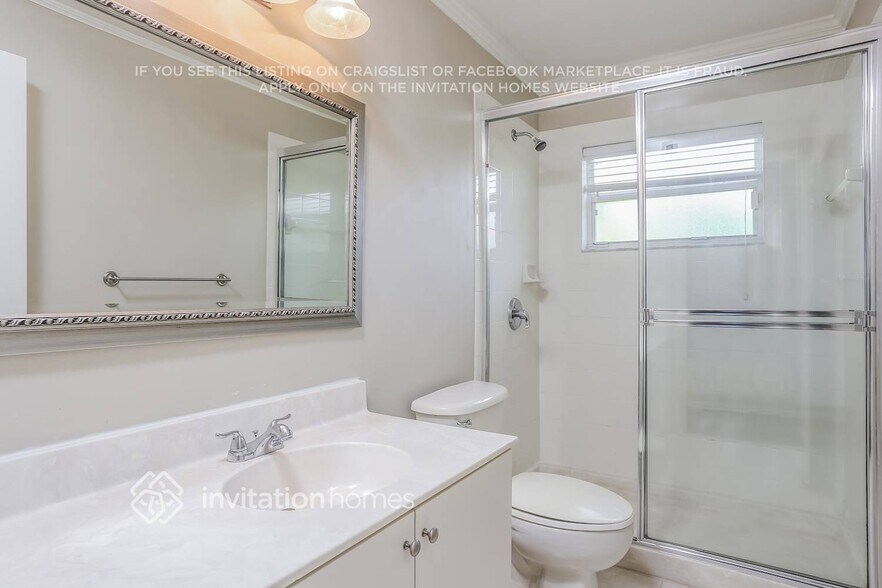 Building Photo - 3339 Blue Fin Dr