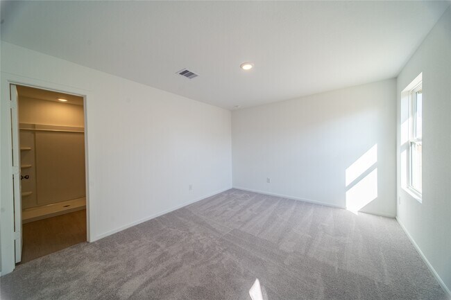 Building Photo - 26803 Feather Reed Dr