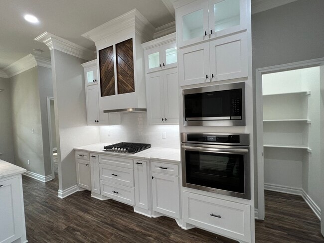 Building Photo - 14827 Fallow Ln