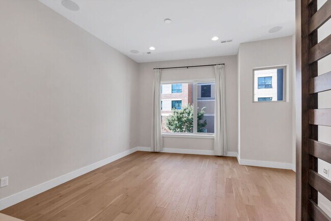 Building Photo - 1632 Quitman St