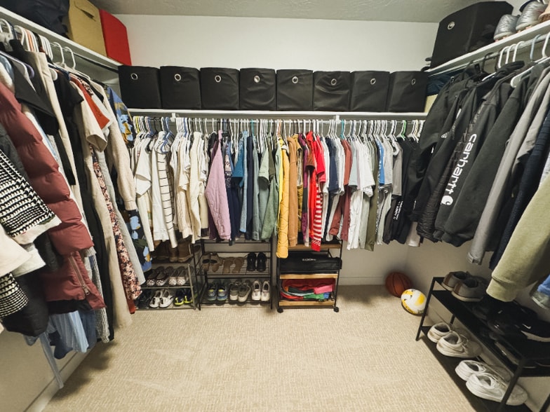 Building Photo - 3548 S Clearwater Way