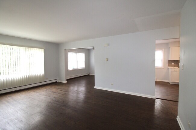 Building Photo - 1220 Marengo Ave