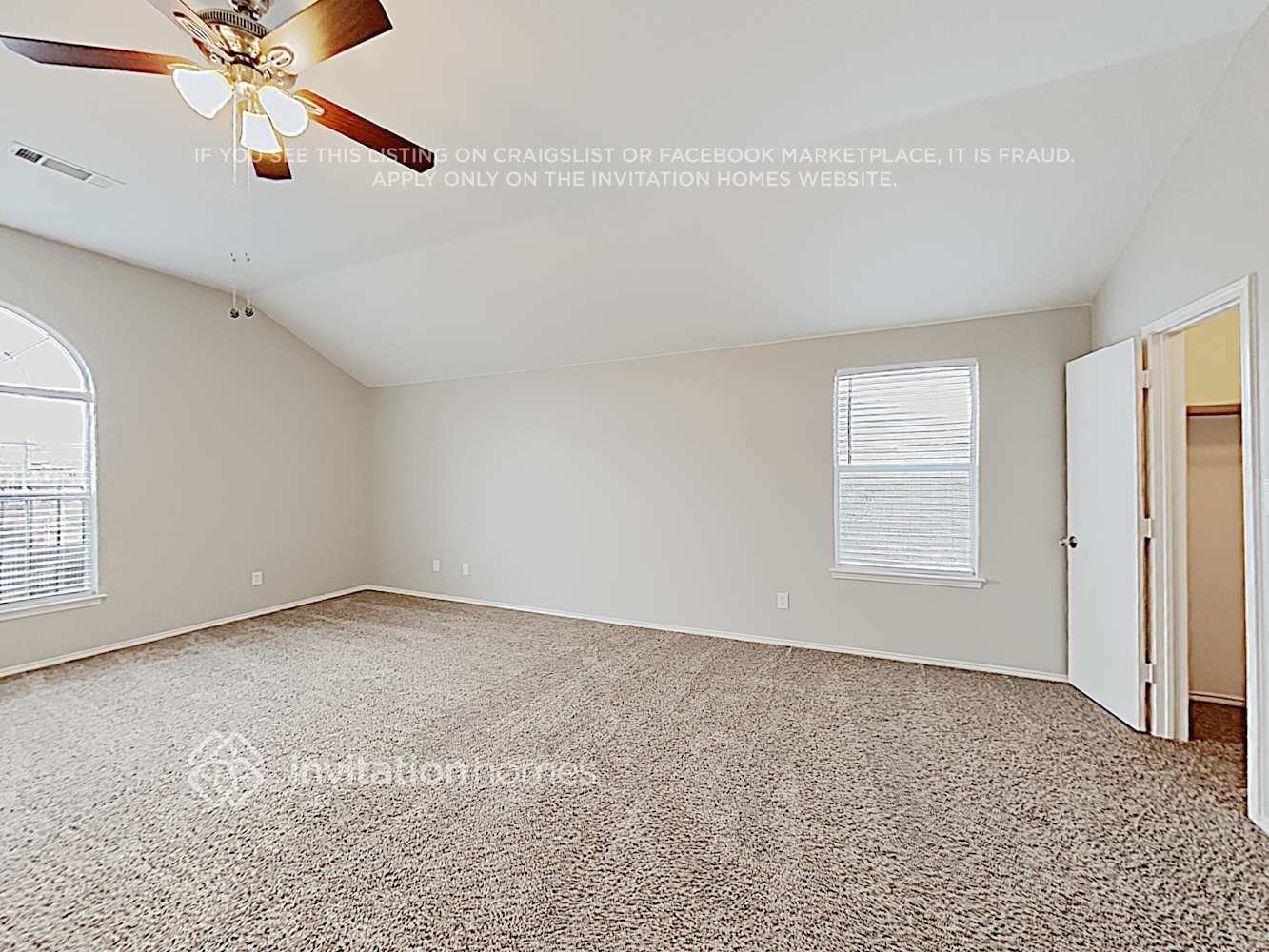 Building Photo - 8820 Chaps Ave