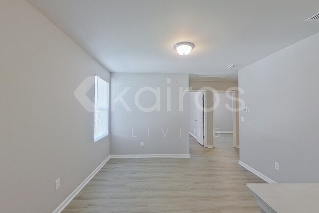 Building Photo - 2592 Catalina Ct