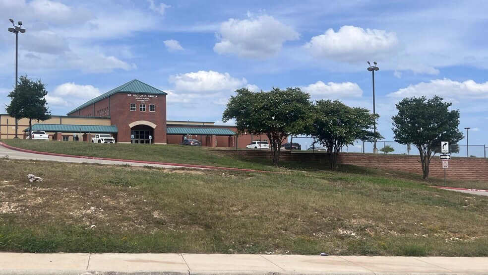 Bob Beard Elementary (3min walk from house) - 8711 Eagle Peak