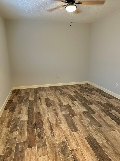 Building Photo - 5202 Santrey Dr