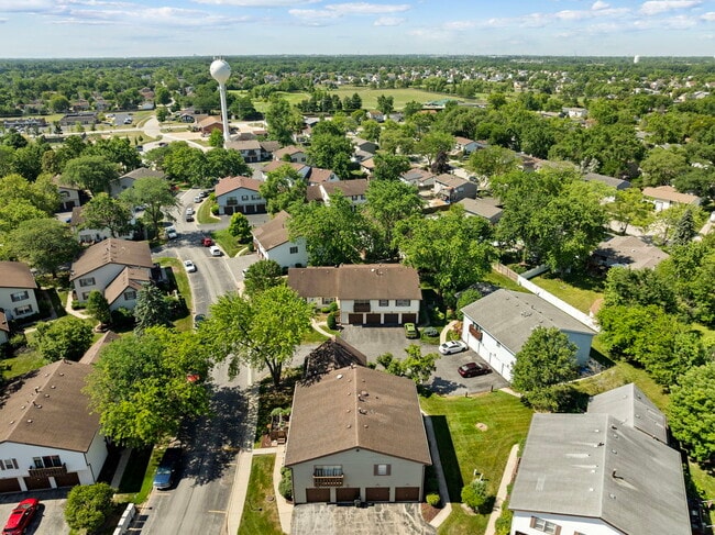 Building Photo - 7753 W Emerald Ct
