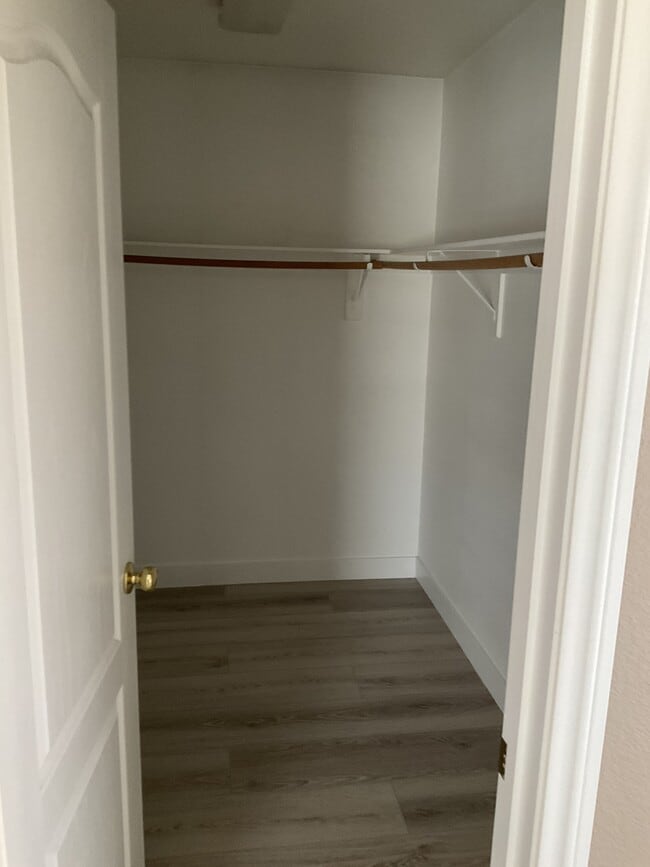 Building Photo - 5522 Jacobs Field St