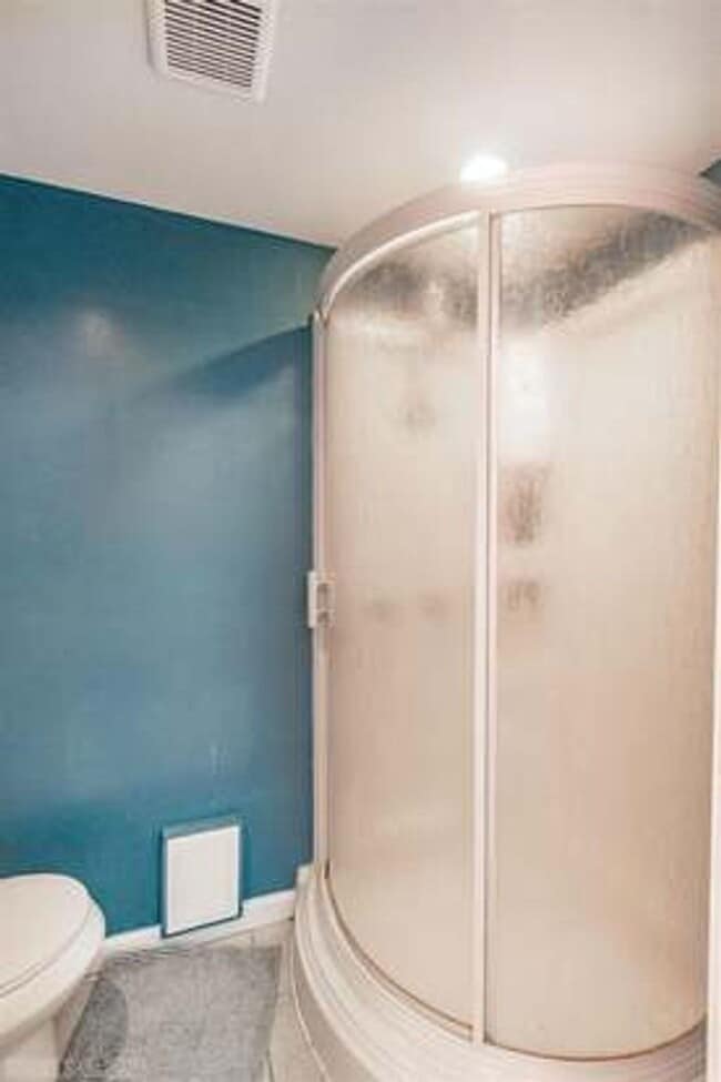 Building Photo - Blacksburg, Very spacious 2 BR / 2 BA, Available for Fall Term