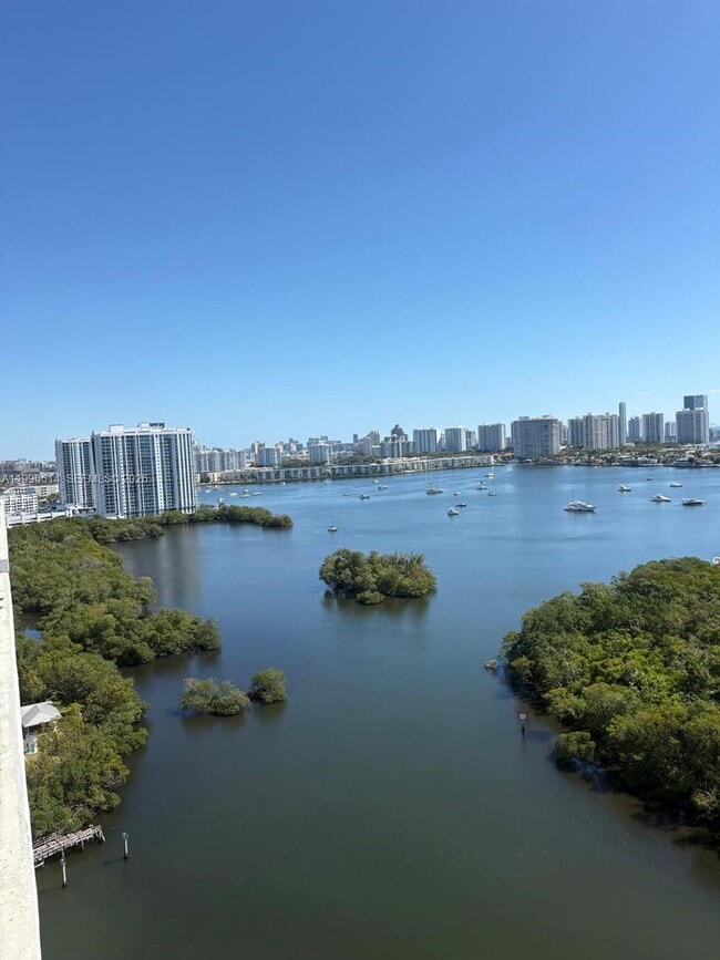 Building Photo - 16385 Biscayne Blvd