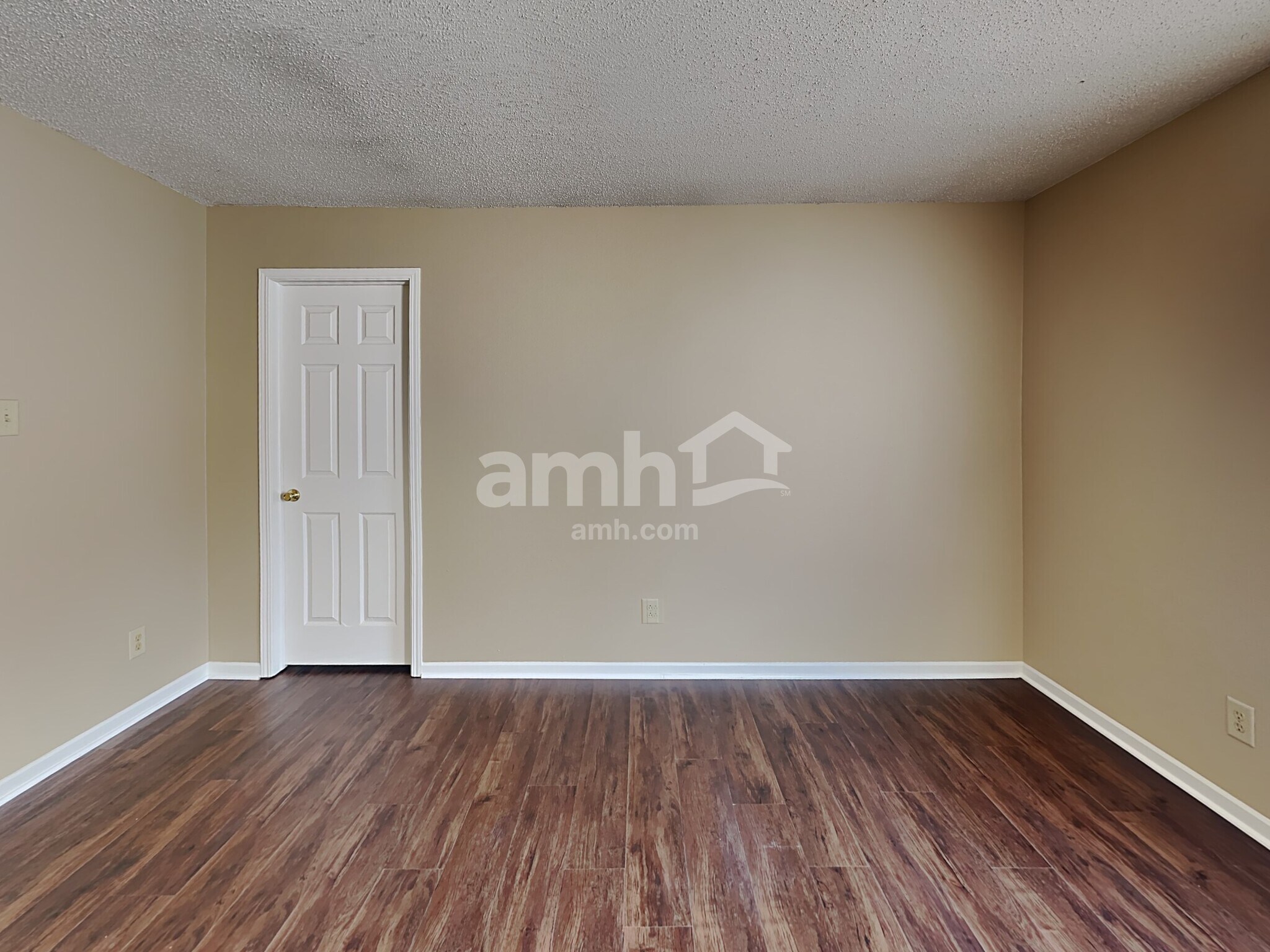 Building Photo - 6710 Waverhill Dr