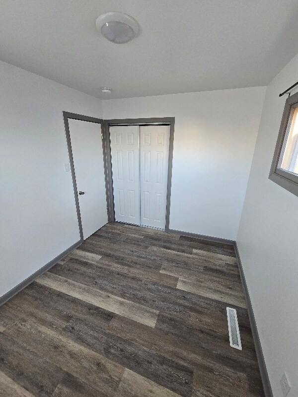 Building Photo - 2020 Mesa Ave