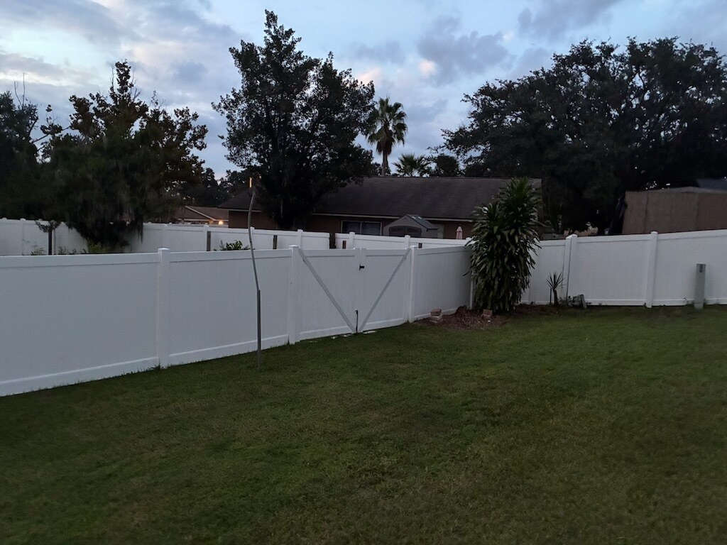 Building Photo - 811 Granite Rd