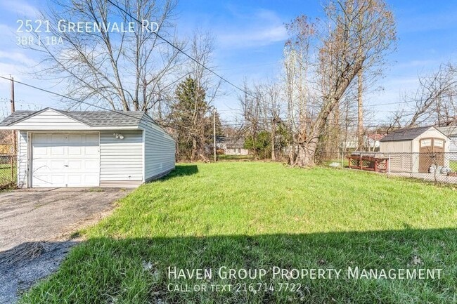 Building Photo - 2521 Greenvale Rd