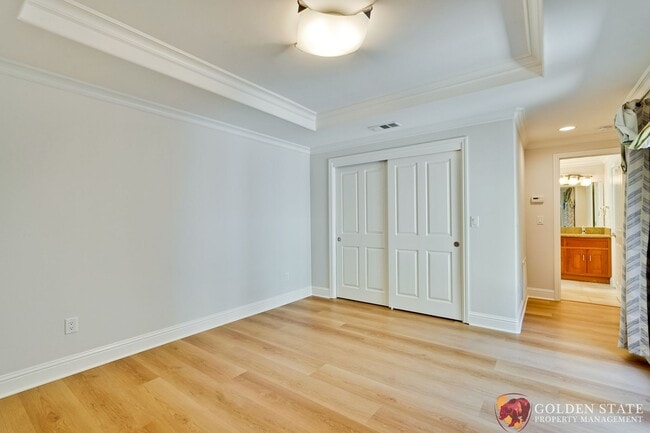 Building Photo - Stunning 3,278 square foot 4 Bedroom 3.5 b...