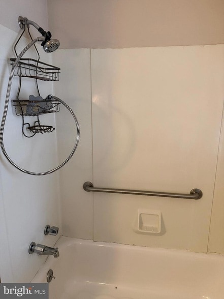 Building Photo - 232 W Main St