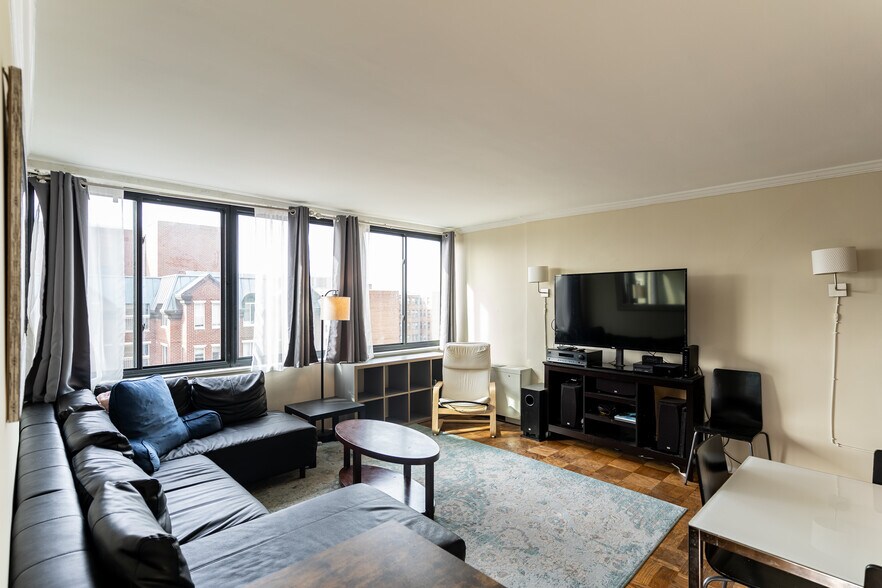 Building Photo - 2030 F St NW