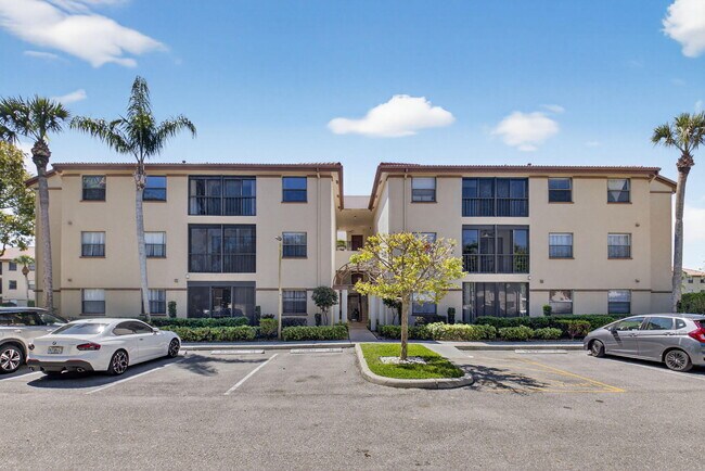 Building Photo - 5155 Europa Dr