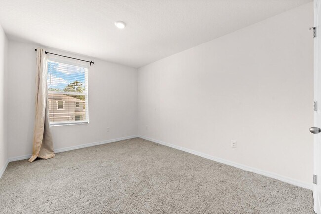 Building Photo - 36579 Spanish Rose Dr
