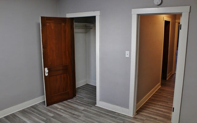 Building Photo - 404 Liberty St