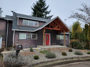 Building Photo - 344 W Selmar Ct
